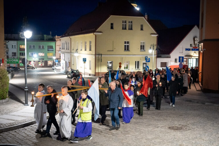 Droga Krzyżowa ulicami miasta